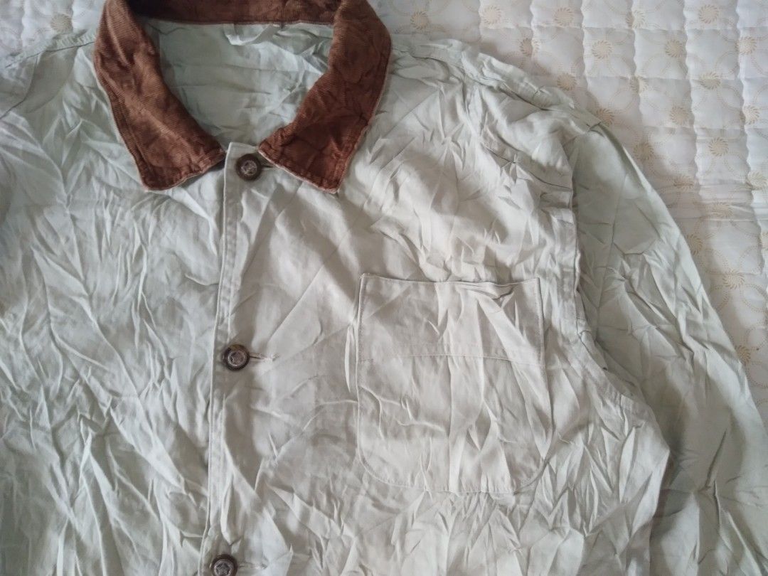 Chore Workwear Khaki Jacket LL Beans Insp. (Category: Coats, Jackets and Outerwear) located in Zamboanga. Submitted by nurbya898048 (Listing ID 1454948909, Image 2). Description: A Workwear Chore Jacket, khaki color way, Cords collar & sleeve hem, perfect for everyday casual or outfit, LL Bean inspired. Size fit to 2xl/Oversized Dimesions; Width 26 Length 31 Shoulder 23 Steve 24 Excellent condition Color rate 9.8/10 Khaki color, brown collar & he