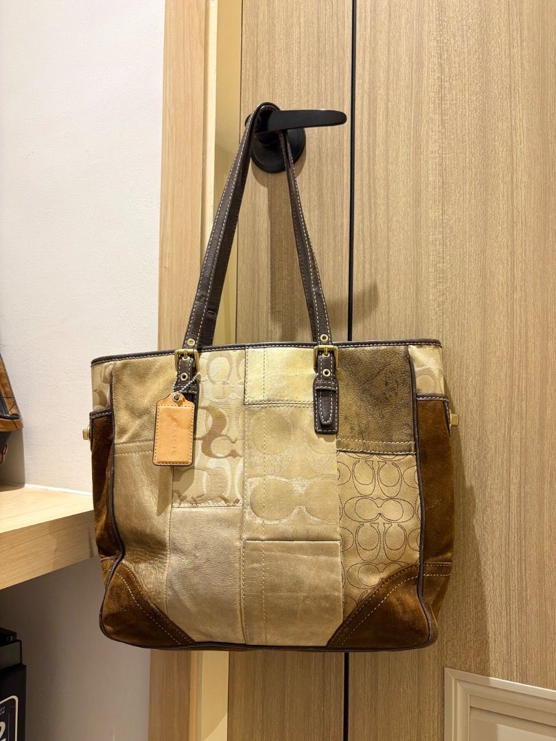 Coach Patchwork Tote (Category: Tote Bags) located in Singapore. Submitted by tiddies.vtg (Listing ID 1454852661, Image 2). Description: - condition : 9/10 - price : $125 ( $5 off if you join my tele ) - pls no fussy buyers!!!.