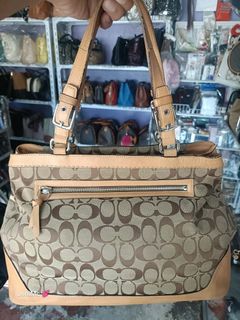 (Category: ) located in . Submitted by thriftnimarz (Listing ID 1454774782, Image 1). Description: .