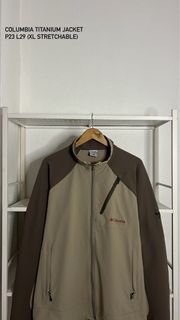 (Category: ) located in . Submitted by adha.thriftstore (Listing ID 1454908435, Image 1). Description: .