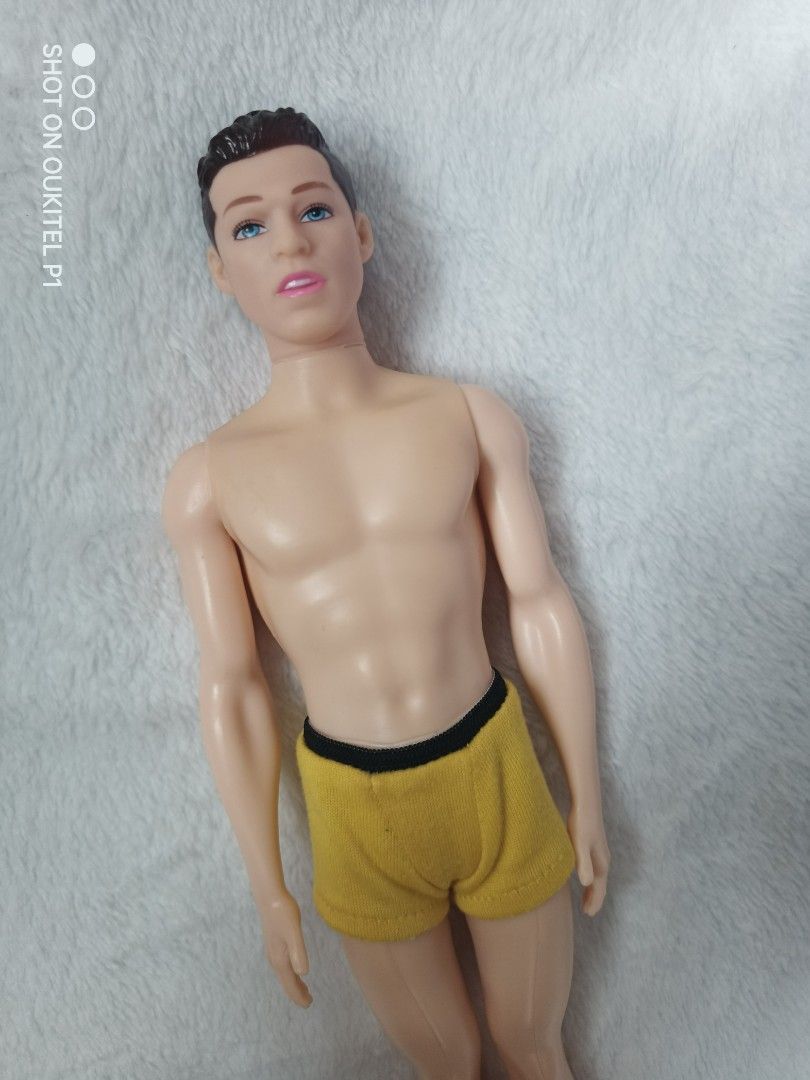 Cristiano Ronaldo Doll (Category: Figurines & Statues) located in Abucay. Submitted by abpshop (Listing ID 1454760822, Image 3). Description: Pre loved cristiano ronaldo doll, in good quality conditions, MOP: Gcash + SF Location: Bataan Courier: J&T Express.