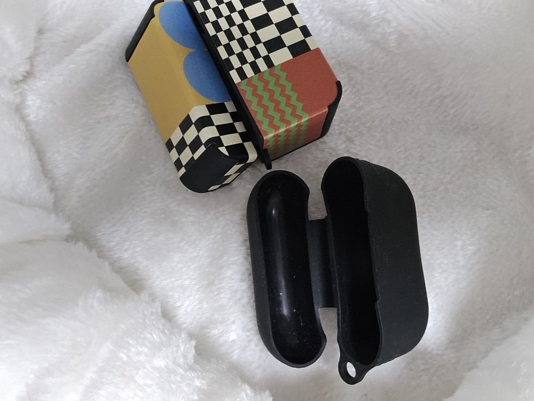 Customized Airpods Pro Case with Black Silicone Cover (Category: Cases & Sleeves) located in Caloocan City. Submitted by mluck (Listing ID 1454765319, Image 2). Description: - Unique, colorful patterned case for Airpods Pro. - Includes a black silicone protective cover. - Protects your earbuds in style. - Ideal for personal use or as a gift. - Designed to fit Airpods Pro charging case..