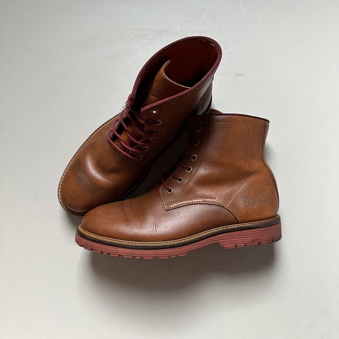 Danner boots (Category: Boots) located in Cagayan de Oro. Submitted by _dnever (Listing ID 1454889005, Image 1). Description: .