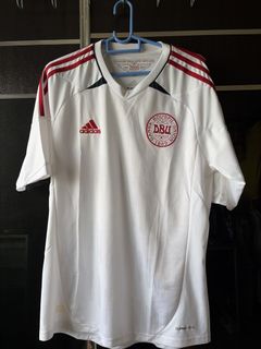 (Category: ) located in . Submitted by halftime.kits (Listing ID 1454769373, Image 1). Description: .