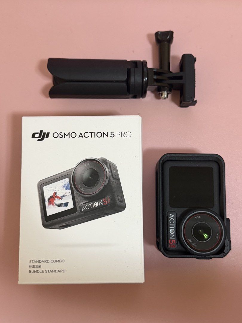 DJI Osmo Action 5 Pro Standard Combo (Category: Cameras) located in Quezon City. Submitted by thelookbook.mnl (Listing ID 1454835271, Image 1). Description: - 2 month old, barely used / still has warranty - DJI Osmo Action 5 Pro Standard Combo - Includes camera, standard bundle inclusions and mini tripod mount - Ideal for capturing adventures - Ready for your next trip! -can include ND filter lens (Neewer) just add ₱1,000 .