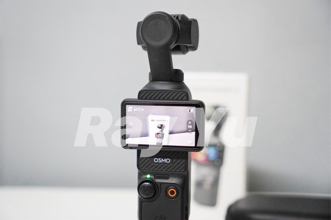 DJI Osmo Pocket 3 (Standard Combo) + Accessories (Category: Cameras) located in Makati City. Submitted by tonkatsu31 (Listing ID 1454838945, Image 3). Description: - Standard Combo with additional accessories - 2nd owner; First owner did not use it much, I used it mostly on trips mostly - Condition: 8/10 (Item is in good condition with minor signs of usage) - Screen is protected - Comes with original receipt from first owner Package includes: - D