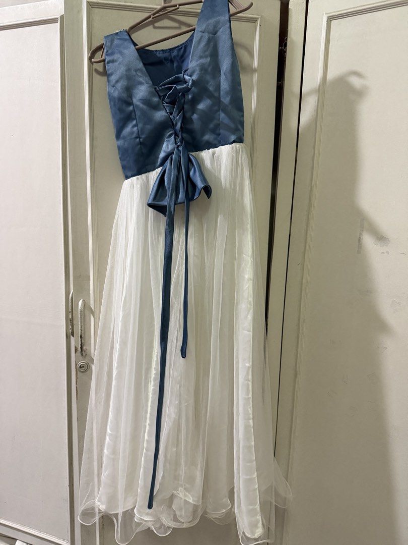 Dress for kids (Category: Babies & Kids Fashion) located in Quezon City. Submitted by cathrd (Listing ID 1454942231, Image 2). Description: Blue and white dress for 5-8yo 45” length 12.5” bust No brand - with stain 📍tandang sora, qc.