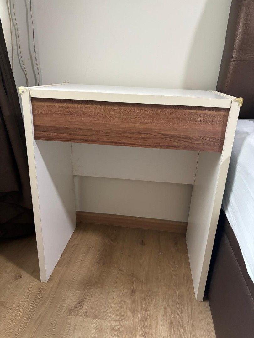 Dressing Table set (Category: Storage Boxes & Baskets) located in Singapore. Submitted by lovegreatdeals (Listing ID 1454824321, Image 3). Description: White dresser set with seat..