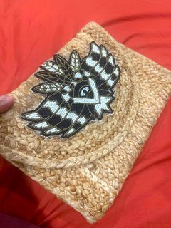 (Category: ) located in . Submitted by fashionboxa (Listing ID 1454769511, Image 1). Description: .