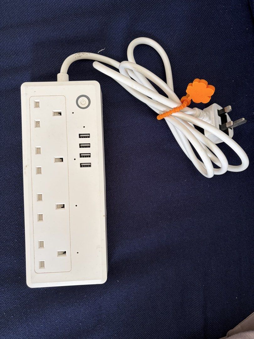 Extension socket with switch (Category: Electrical, Adaptors & Sockets) located in Singapore. Submitted by sweet_2dollar_deals_4u (Listing ID 1454583534, Image 1). Description: Pick from Lorong Chuan .
