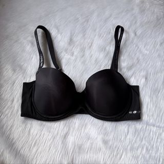 (Category: ) located in . Submitted by lovedbyk__ (Listing ID 1454921706, Image 1). Description: .