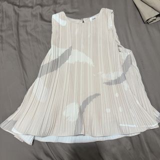 (Category: ) located in . Submitted by cloudsncreams (Listing ID 1454782024, Image 1). Description: .