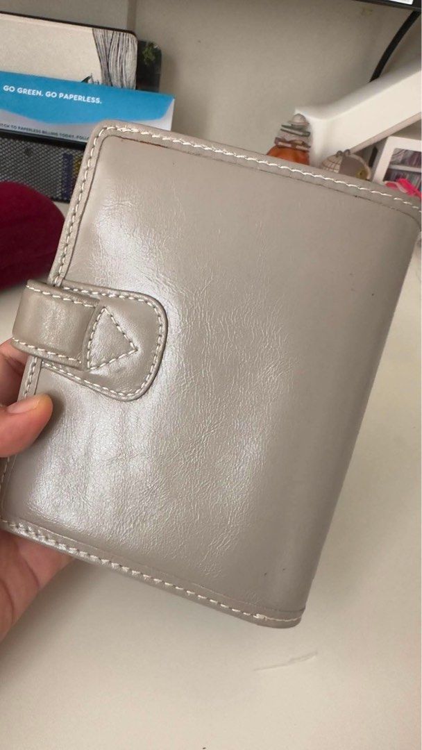 Filofax Malden Stone - Pocket Size (Category: Stationery & School Supplies) located in Rizal. Submitted by artandjournals (Listing ID 1454822396, Image 2). Description: Binder only Slightly negotiable. I couldn’t find the box. Thank you!.
