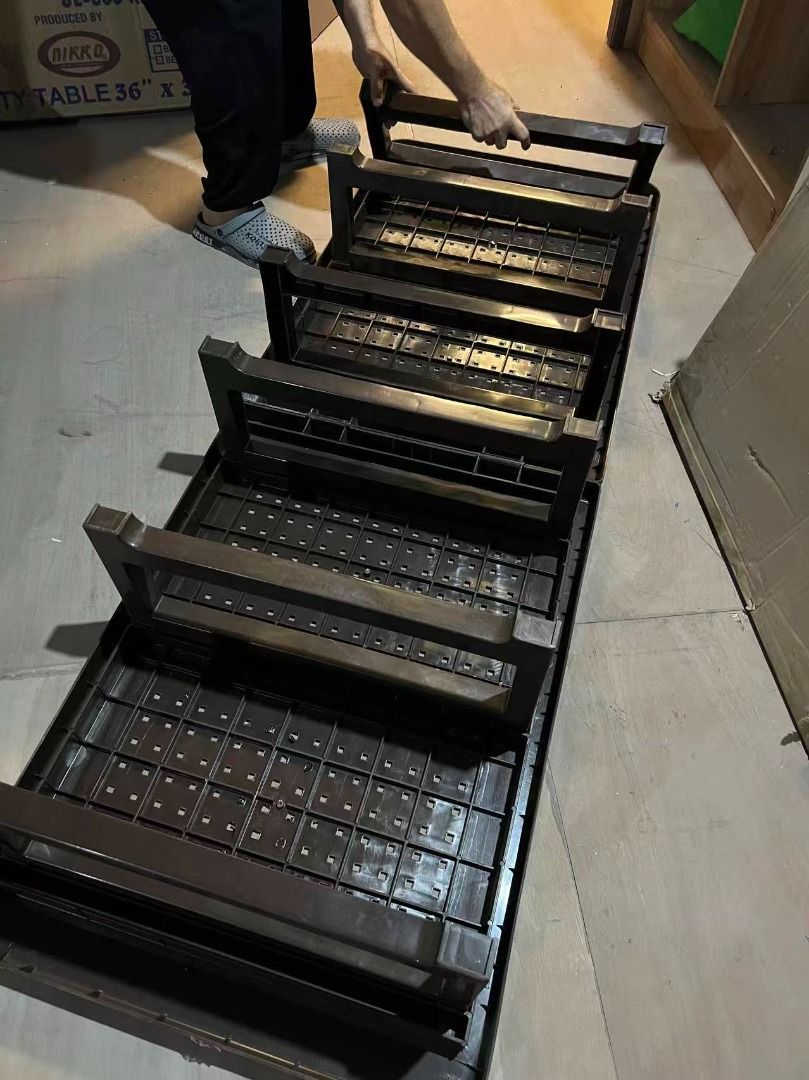 Nikko Foldable bed (warehouse sale) (Category: Bed Frames & Mattresses) located in Paranaque City. Submitted by pilipinashop (Listing ID 1454847830, Image 2). Description: brand new sale srp: 2,618 Note: Sf thru lalamove c/o buyer Few stocks left, paunahan na lang po .
