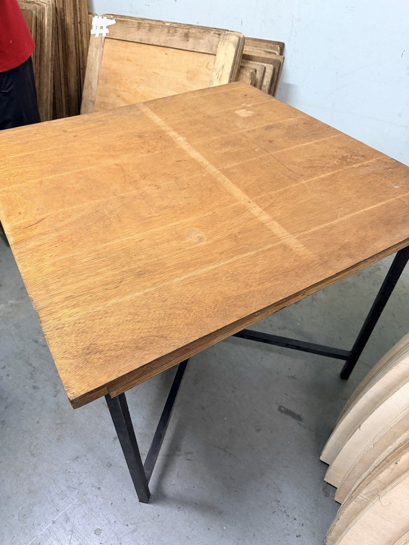 Foldable table (Category: Tables & Sets) located in Singapore. Submitted by willie45046 (Listing ID 1454933968, Image 1). Description: 2 pieces - foldable legs and wooden table top Ideal for simple use or events, parties .
