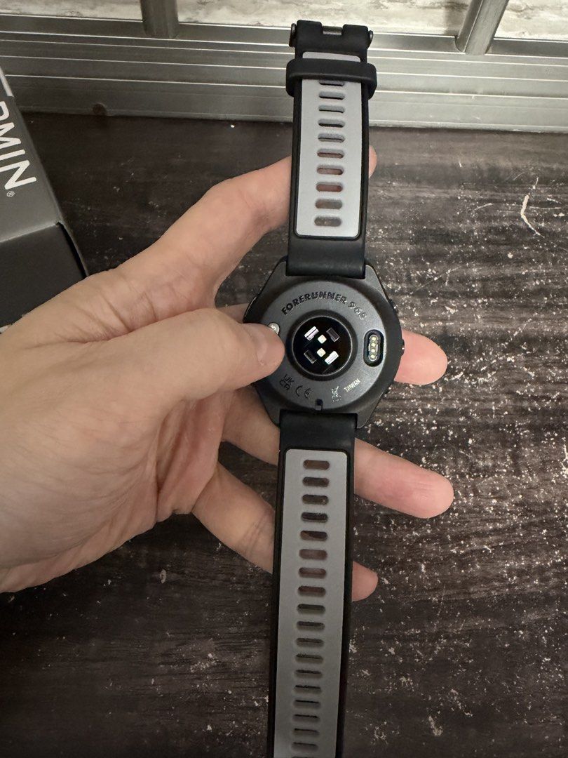 Forerunner 965 (Category: Wearables & Smart Watches) located in Singapore. Submitted by flyboy0711 (Listing ID 1454904080, Image 2). Description: Forerunner 970 watch in good condition. Some wear in rubber strap. Comes with box, charging cable and case protector..