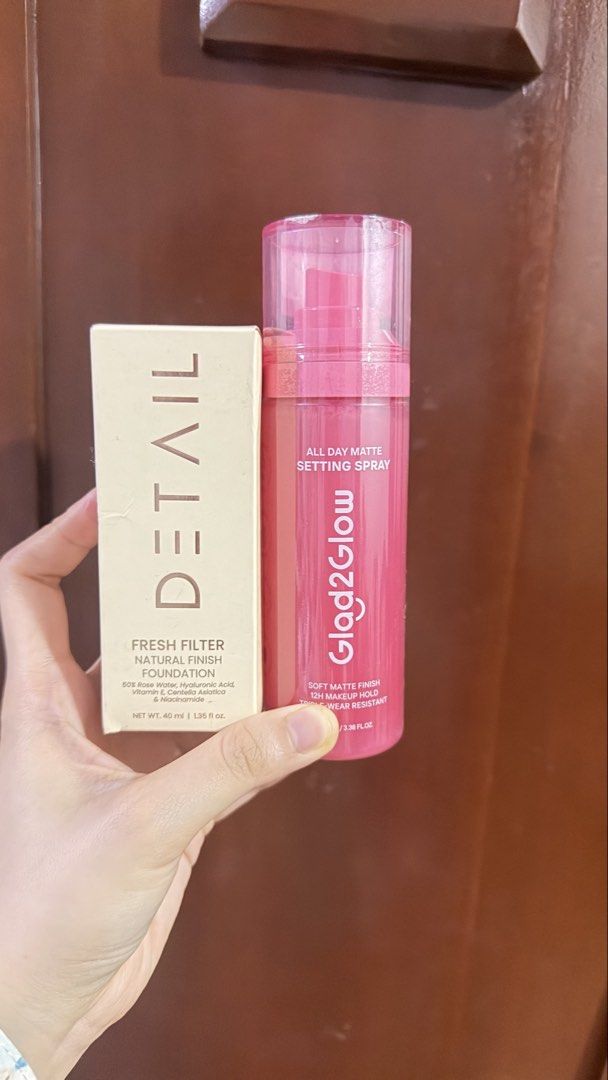 Foundation + setting spray detail cosmetics glad2glow soy shade (Category: Makeup) located in Pulilan. Submitted by r1a.2001 (Listing ID 1454852939, Image 1). Description: both brand new soy - detail cosmetics foundation glad2glow setting spray loc: bulacan mop: gcash mod: jnt (54 sf small pouch) .