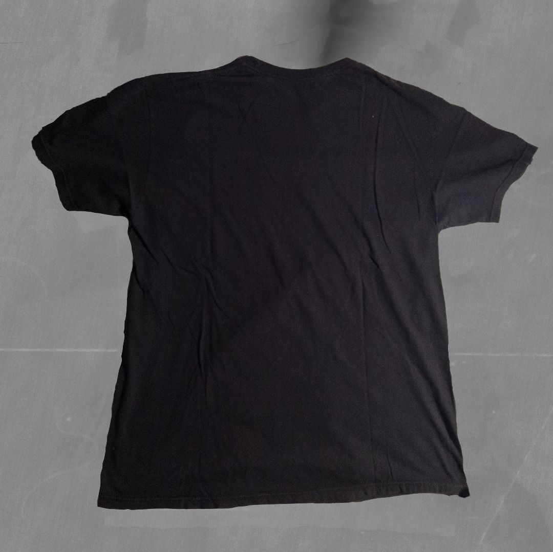 Fox Racing Y2K Black Graphic Shirt (Category: Tshirts & Polo Shirts ) located in Davao. Submitted by no_recess (Listing ID 1454925192, Image 2). Description: Fox Racing Y2K Black Grunge Graphic Shirt - Large Fox Racing logo design - Measurements: 21 Width x 29 Length (L on tag) - Material: 100% Cotton - Colors may vary due to lighting 250 (FIXED) + SF.