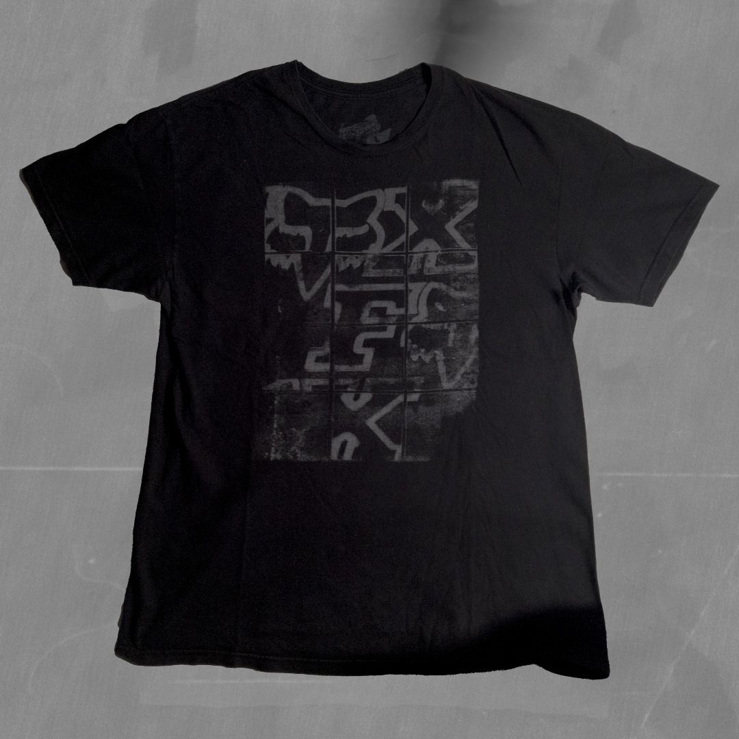 Fox Racing Y2K Black Graphic Shirt (Category: Tshirts & Polo Shirts ) located in Davao. Submitted by no_recess (Listing ID 1454925192, Image 1). Description: Fox Racing Y2K Black Grunge Graphic Shirt - Large Fox Racing logo design - Measurements: 21 Width x 29 Length (L on tag) - Material: 100% Cotton - Colors may vary due to lighting 250 (FIXED) + SF.