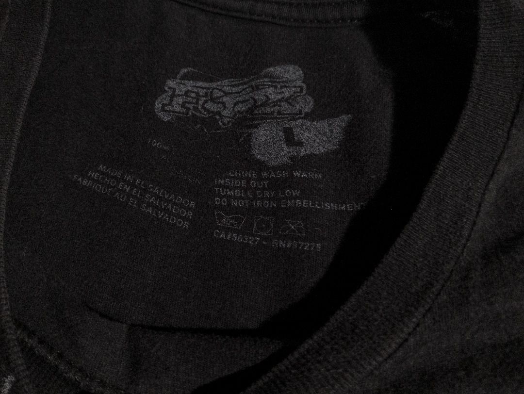 Fox Racing Y2K Black Graphic Shirt (Category: Tshirts & Polo Shirts ) located in Davao. Submitted by no_recess (Listing ID 1454925192, Image 3). Description: Fox Racing Y2K Black Grunge Graphic Shirt - Large Fox Racing logo design - Measurements: 21 Width x 29 Length (L on tag) - Material: 100% Cotton - Colors may vary due to lighting 250 (FIXED) + SF.