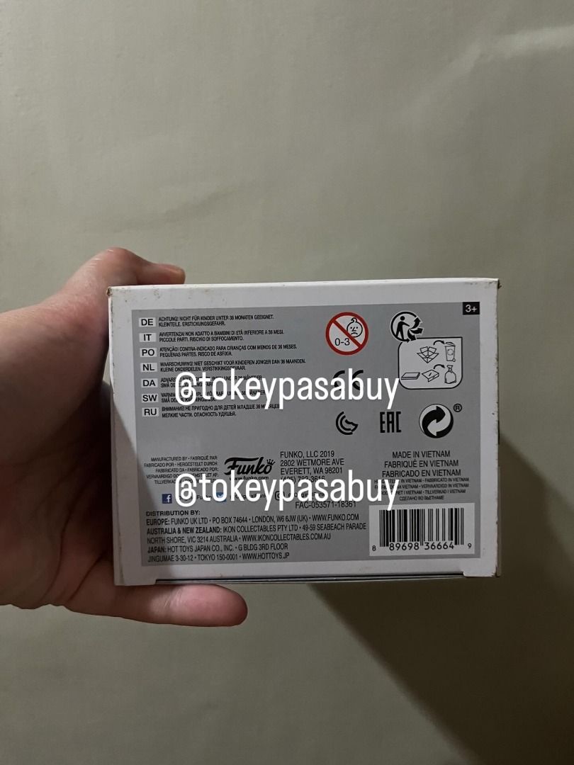 FUNKO POP HAWKEYE (Category: Designer & Blind Box Toys) located in Paranaque City. Submitted by tokeypasabuy (Listing ID 1454814055, Image 2). Description: ONHAND. CONDITION 8/10 (DIRTY TOP BOX) *MINIMAL SCRATCHES/DENTS ON THE CARDBOARD DUE FROM DISPLAY I will send photos before shipping the items to ensure that the ITEMS are in excellent condition. I will do my best in securing the item. I will not be liable for any damages that may occur during