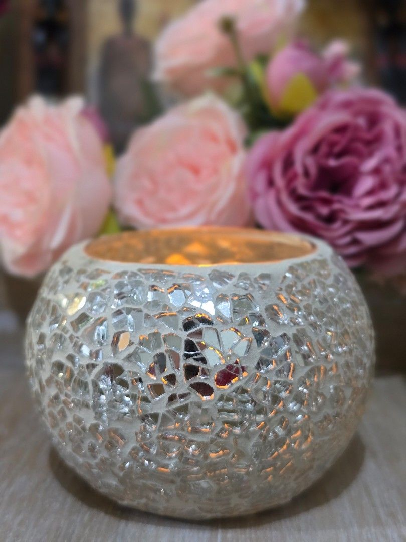 Glass Mosaic Candle Holder/Vase (Category: Other Home Decor) located in Taguig. Submitted by themessynook (Listing ID 1454949846, Image 2). Description: You may use it as a candle holder or a vase..