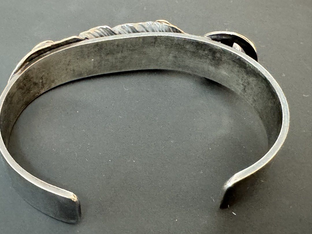 Goros Bangle (Category: Jewelry) located in Singapore. Submitted by livetoshop2 (Listing ID 1454950314, Image 2). Description: For collectors only. View to offer. Piece unique by grand master. .