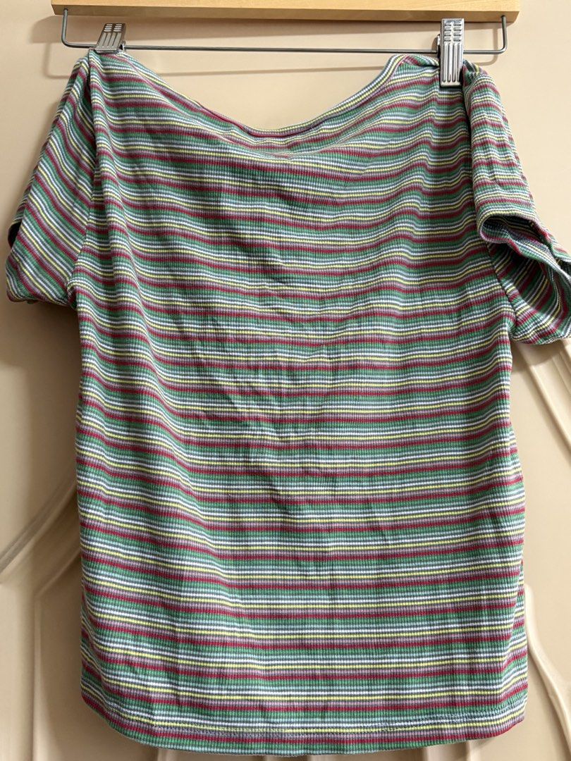 Green Striped Top (Category: Shirts) located in Singapore. Submitted by dooly (Listing ID 1454876216, Image 2). Description: -Brand new with tag -Selling as it doesn’t fit me .