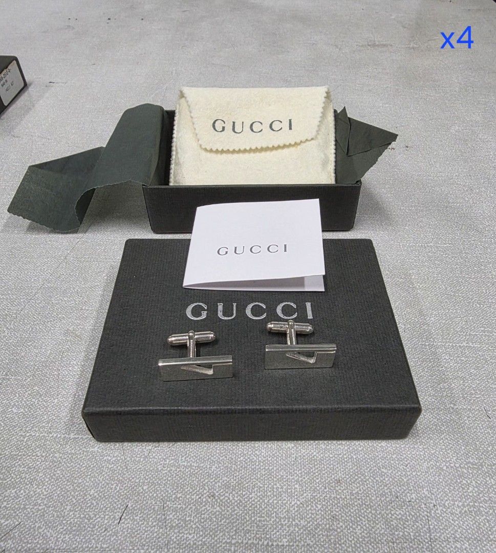 Gucci silver cufflinks （分類：袖口扣）位於 Hong Kong。 由 ff2fun 提交（商品編號 1454937310，圖片 1）。簡介： 。