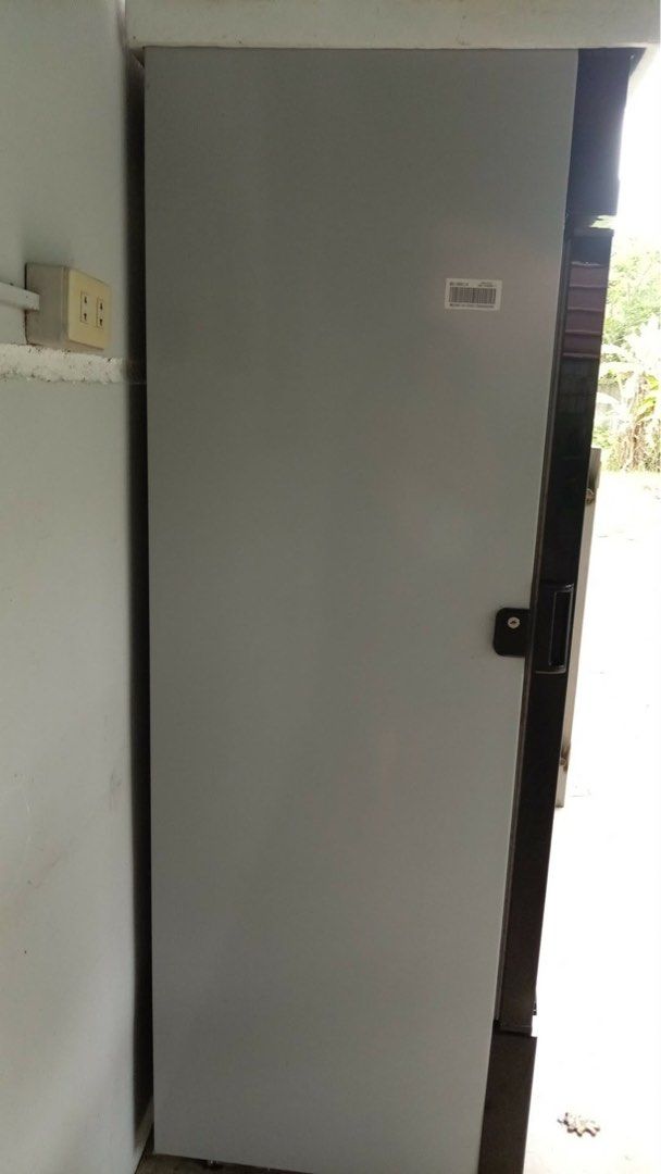 HANABISHI SOFTDRINKS CHILLER (Category: Other Kitchen Appliances) located in Lingayen. Submitted by yvettesantiago (Listing ID 1452513283, Image 3). Description: RFS: store closed for some reason kaya 6months lang nagamit then nastock na.. Brandnew nabili.. NOTE: HANABISHI CHILLER ONLY LOCATION: Dinaloan, Calasiao, Pangasinan near Brgy Day Care Center.