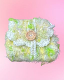 (Category: ) located in . Submitted by welovefleamarket (Listing ID 1454934927, Image 1). Description: .