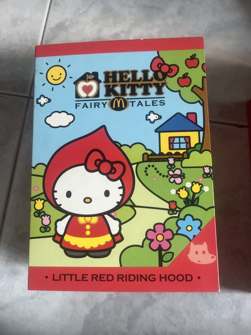 Hello Kitty (Category: Kids Toys) located in Singapore. Submitted by psle1909 (Listing ID 1454827699, Image 1). Description: Brought new, only for display. .