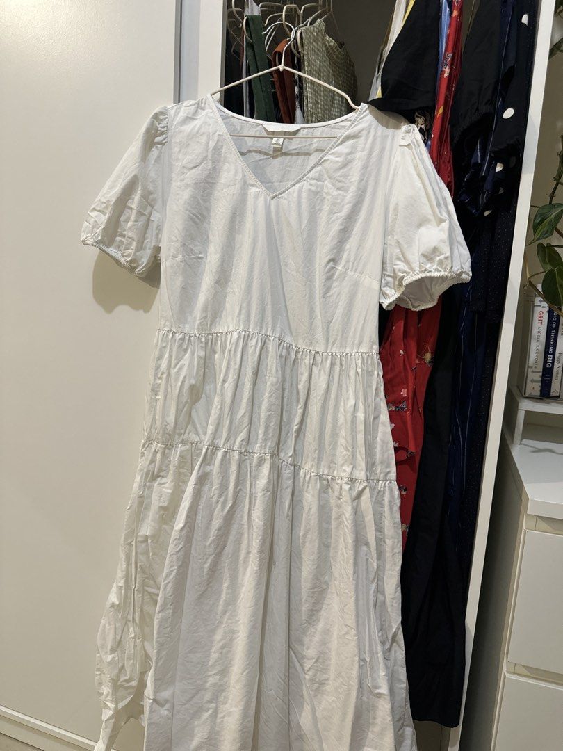 H&M Cotton White Midi Dress (Category: Dresses) located in Makati City. Submitted by closet_share (Listing ID 1454922830, Image 2). Description: .