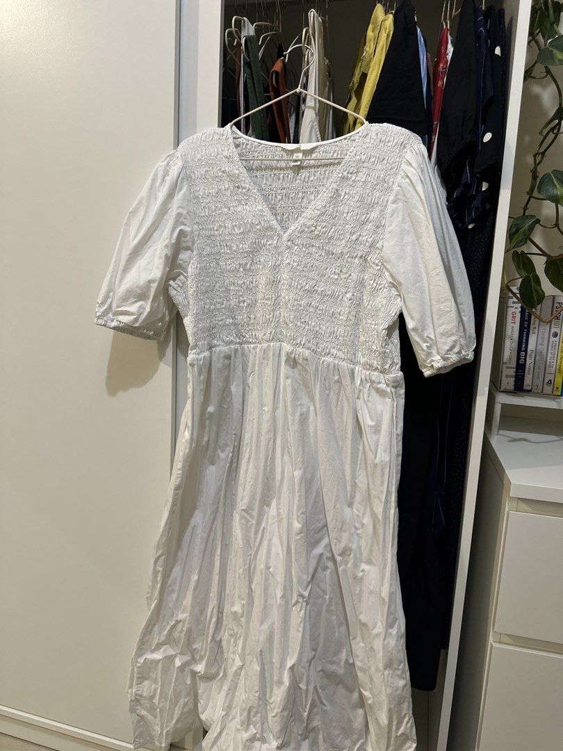 H&M Smocked White Midi Dress (Category: Dresses) located in Makati City. Submitted by closet_share (Listing ID 1454922444, Image 2). Description: .