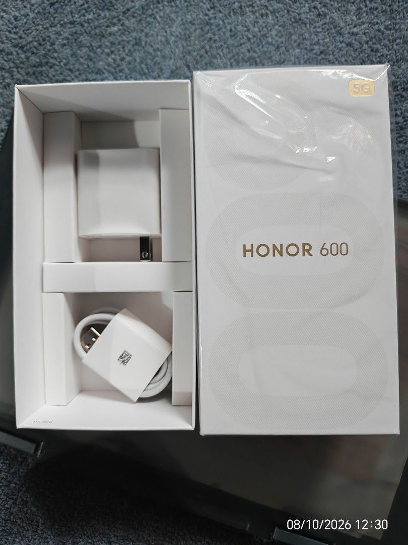 HONOR 600 (Category: Android) located in Rosales. Submitted by astrid3000 (Listing ID 1454798579, Image 3). Description: HONOR 600 5G 📱 25,000 nego 29,999 srp SPECS📍 •SCREEN SIZE: 6.57" 1264x2728 pixels •RAM: 8GB✅ •ROM: 256✅ •PRECESSOR: Snapdragon 7 Gen 4💪🏼 •BATTERY 7000mAh🔋 INCLUSION📍 •COMPLETE BOX SAME IMEI •ORIGINAL 80WATTS FAST CHARGER •ORIGINAL CASE •SIM EJECTOR PIN Days old only kakabili lang nung AUG. 09 Still in brand new condition 