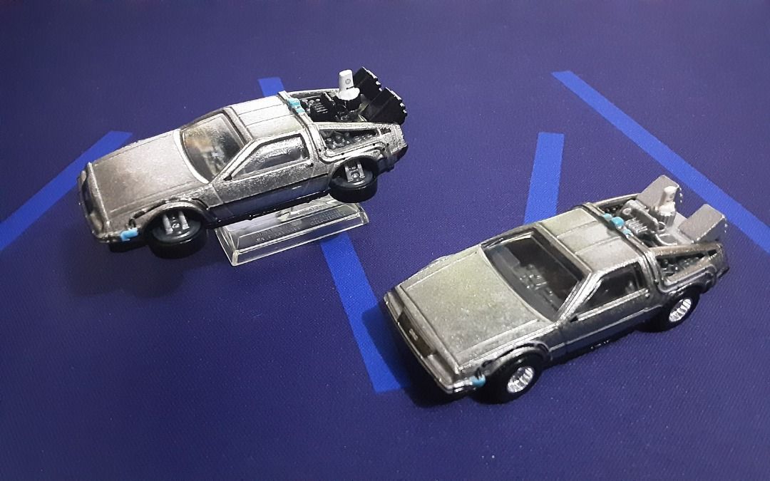 HOTWHEELS Back To The Future DeLorean Time Machine Set (Category: Vehicle & Diecast Models) located in Quezon City. Submitted by bobbyrey1 (Listing ID 1454875608, Image 3). Description: HOTWHEELS Back To The Future DeLorean Time Machine Set Set of 7. No breaking of set. All are Hotwheels Premium/RealRiders. All original die-cast toys. Loose but in mint condition. On display in covered case, or in storage only. Hindi nilaro kahit kelan ng bata or 