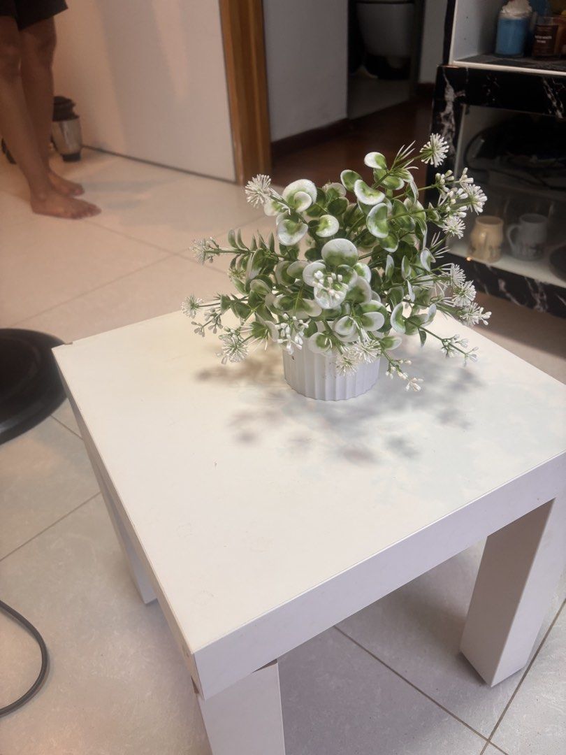 ikea side table (Category: Tables & Sets) located in Singapore. Submitted by accountingmath7 (Listing ID 1454868063, Image 2). Description: ikea table.