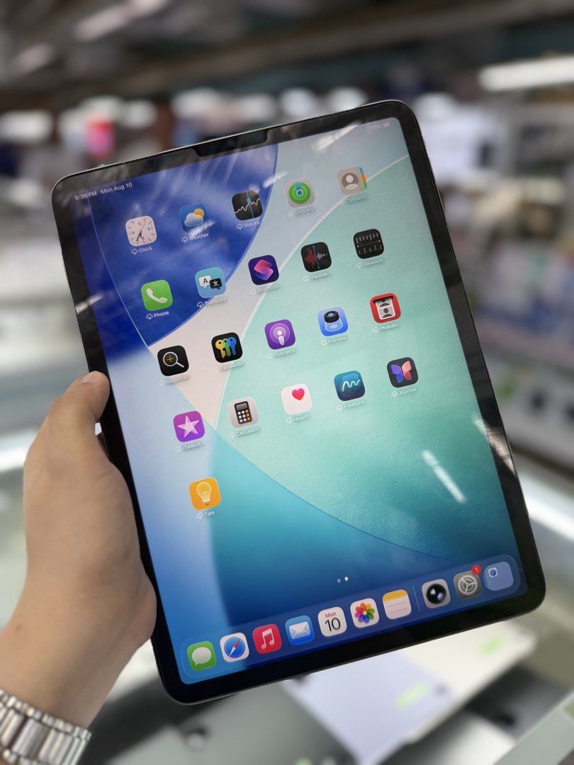 Ipad Pro M2 11' inch Wifi Only no issues 256GB (Category: iPad) located in San Juan City. Submitted by najihahtelecomshop2018 (Listing ID 1454922697, Image 3). Description: Legit Store | Original unit FOR SALE | TRADE / SWAP ▫️INSTALLMENT thru: 🔸Credit Card (straight / installment) 🔸Ggives / Gcredit + 6% interest 🔸Spay Later + 6% interest (RFS: Buy and Sell any kinds of Gadgets) Description: Ipad Pro M2 11' inch 256GB ( other GB are also avail