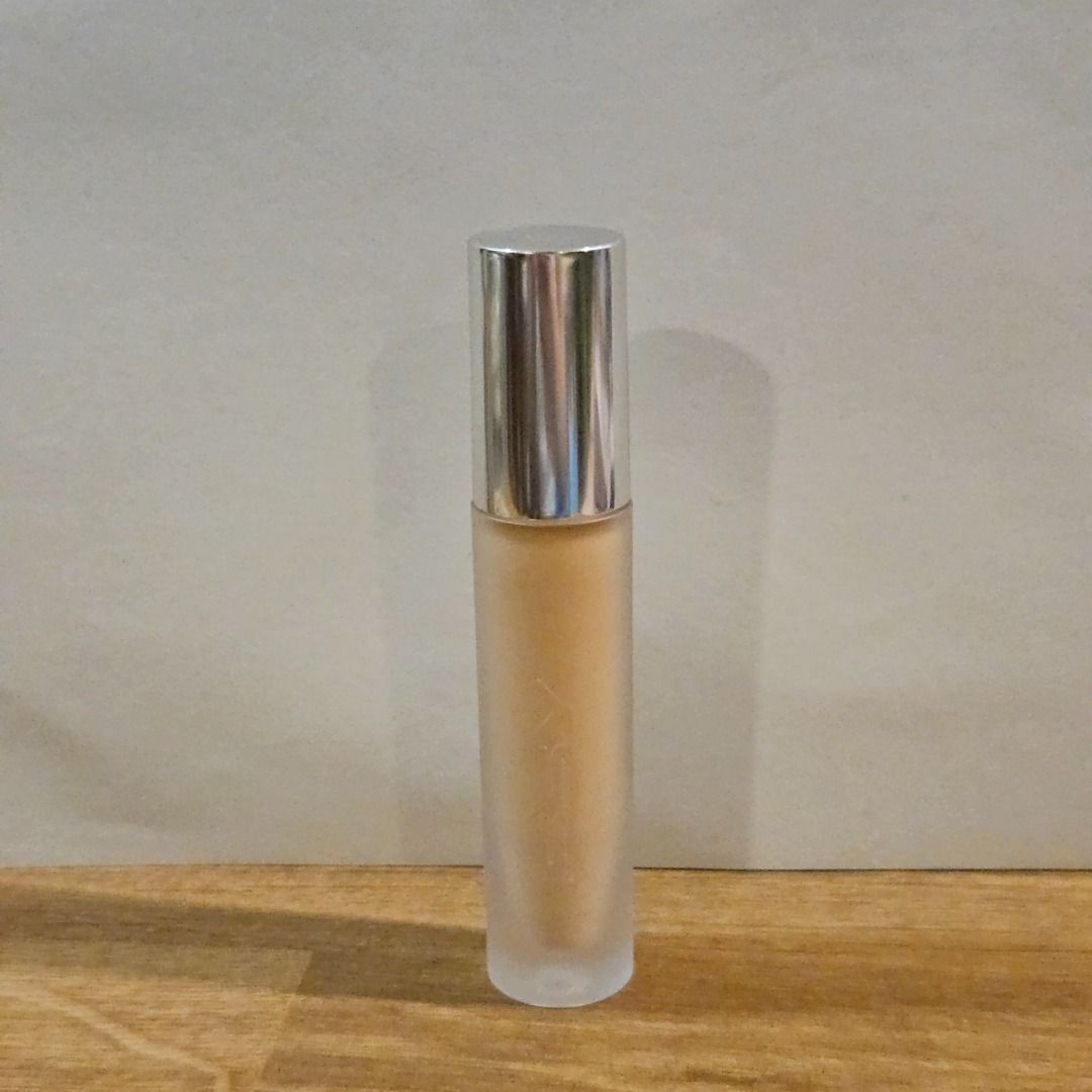 Issy Fluid Flex Concealer NL2 (Category: Makeup) located in Quezon City. Submitted by dboba (Listing ID 1454907302, Image 2). Description: Swatched only. Check out my other listings, too 😊.