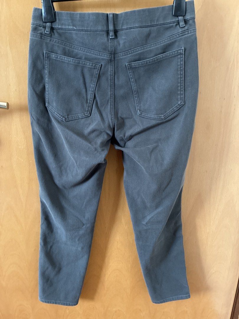 Jean (Category: Jeans & Leggings) located in Singapore. Submitted by mmred (Listing ID 1454840586, Image 3). Description: .