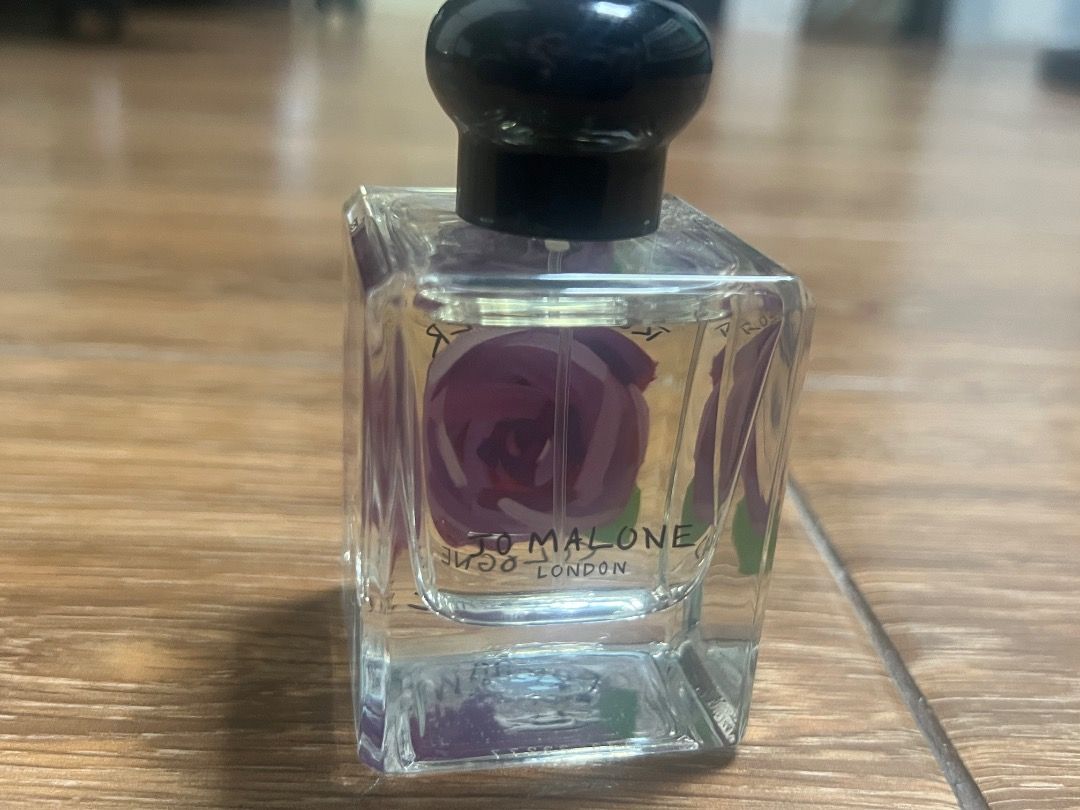 Jo Malone Rose Amber Cologne 50ml LIMITED EDITION (Category: Fragrance & Deodorants) located in Caloocan City. Submitted by jakebanti08788 (Listing ID 1454849929, Image 2). Description: - Jo Malone London Rose Amber Cologne - 50mL bottle - Lovely scent, perfect for everyday or special occasions - Clear glass bottle with a black cap - Features rose and amber scent notes - A classic and elegant fragrance Scent Profile: watery amber with a dry but s