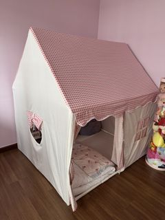 (Category: ) located in . Submitted by ehgisaranghye (Listing ID 1454825473, Image 1). Description: .