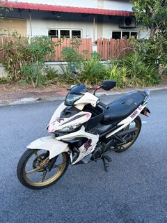(Category: ) located in . Submitted by airham60463821 (Listing ID 1454863989, Image 1). Description: .