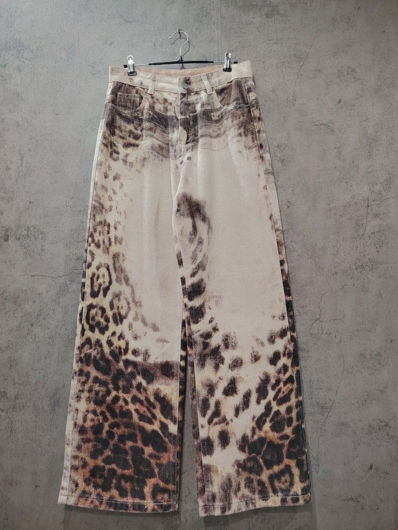 Leo animal print pants (Category: Jeans) located in Dasmarinas. Submitted by brixx_wear (Listing ID 1454778370, Image 2). Description: DETAILS : SUPER NICE PRINT PREMIUM QUALITY. [NO ISSUE] GCASH PAYMENT DETAILS INDICATED ON THE PHOTO NO COD, PAY AS YOU ORDER BASIS OPEN FOR ALTER ADD 50PHP [ PREFERRED SIZE ] COURIER J&T AND LALAMOVE +SHIPPING / DELIVERY FEE !REMINDERS! Color may slightly different due to lighting & phone adjustments. — LOCATION D
