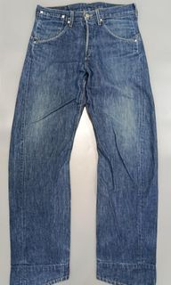 (Category: ) located in . Submitted by aydenthriftwear (Listing ID 1454846852, Image 1). Description: .