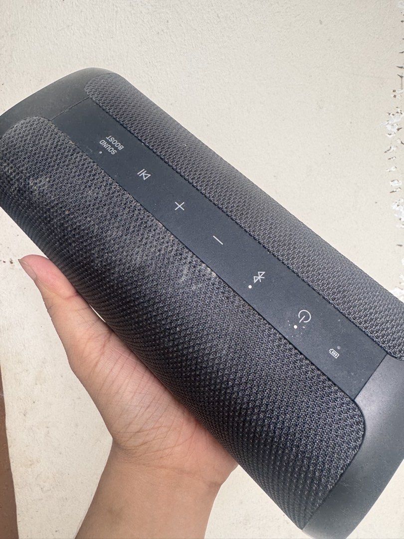 LG XBOOM XG7 (Category: Soundbars, Speakers & Amplifiers) located in Pasig City. Submitted by thejcstore (Listing ID 1454784573, Image 2). Description: - Portable XBOOM speaker - Sound boost button for enhanced bass - with box - 9/10 cosmetic ( doesnt affect performance) - At par with JBl speakers - Great batt life last a day - 7k srp .