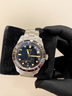 (Category: ) located in . Submitted by watchluxury888 (Listing ID 1454882382, Image 1). Description: .