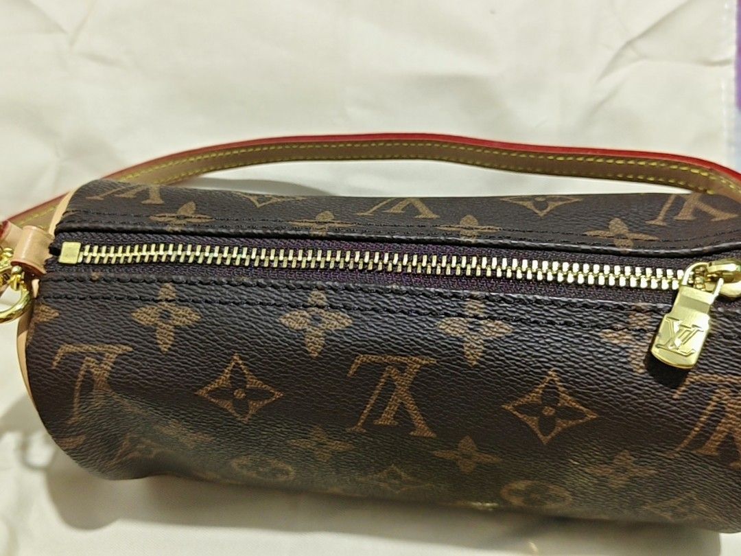 Louis Vuitton Monogram Papillon Barrel Bag with Gold Chain (Category: Luxury Bags & Wallets) located in Makati City. Submitted by tin_erwin (Listing ID 1454940802, Image 3). Description: - LV Papillon barrel bag - Classic monogram canvas - Detachable gold chain strap included - Detachable leather strap included - Made in France - Zipper closure - Interior tag - Ideal for carrying essentials -.