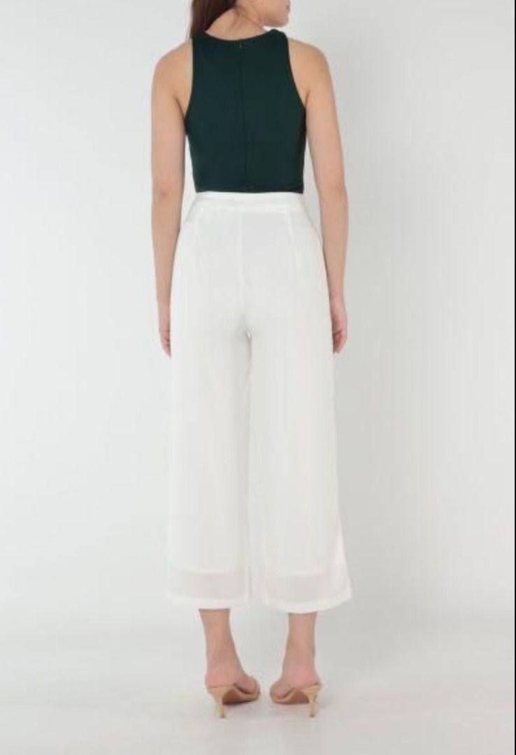 Lovet Basic Flowy Pants (Category: Shorts) located in Singapore. Submitted by djangox (Listing ID 1454834981, Image 2). Description: .