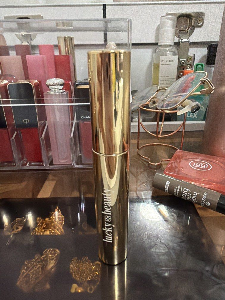 Lucky Beauty Lip Stain Chance (Category: Makeup) located in Bulacan. Submitted by karisma_noverra (Listing ID 1454835115, Image 1). Description: Swatched.